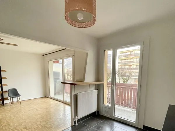 Appartement 4 pièces 77 m²
