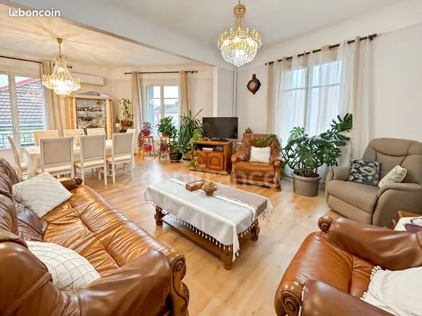Appartement 6 pièces 143 m²
