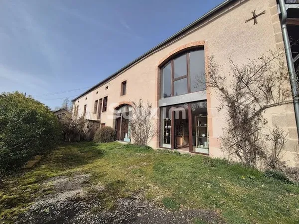 Propriété 8 pièces 191 m²