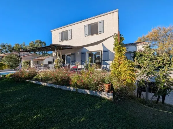 ? Maison contemporaine avec piscine ? Bagard (30140)