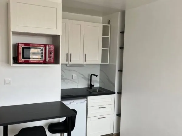 Studio 1 pièce 21 m²
