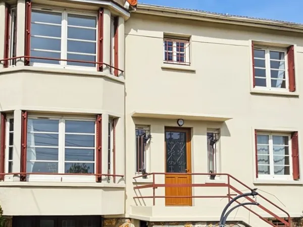 Maison 8 pièces 160 m²