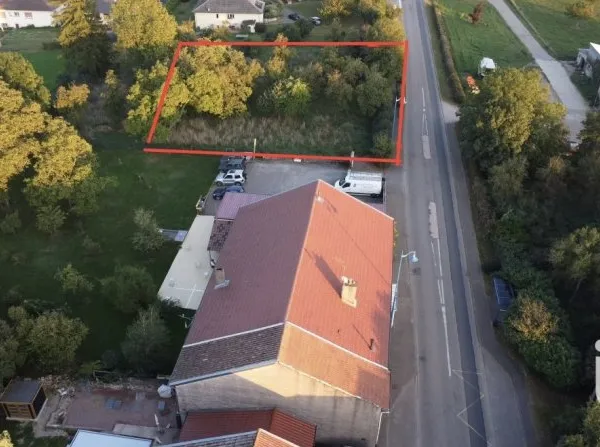 Terrain 1000 m²