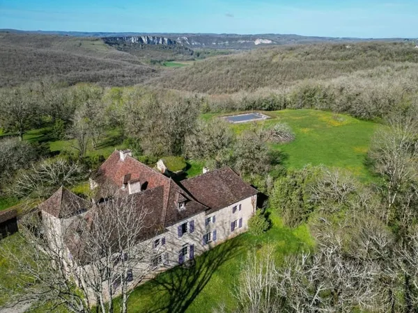 Secteur Martel, Magnifique Maison bourgeoise 8 chambres et piscine sur 1ha