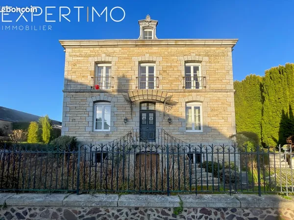 Maison 8 pièces 171 m²