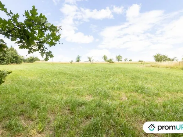 Terrain constructible de 1110 m2 à Guenviller