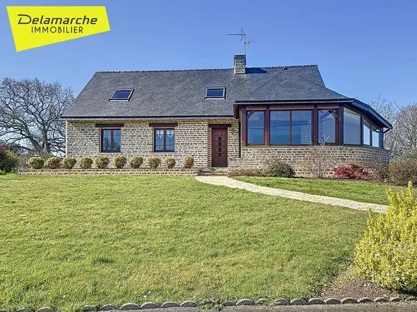 A vendre maison La Lande D'airou avec sous-sol et grand garage