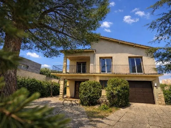 Maison 8 pièces 150 m²