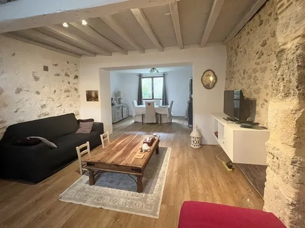 Maison de bourg de 5 pièces principales
