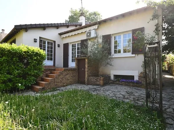 Maison 8 pièces 204 m²