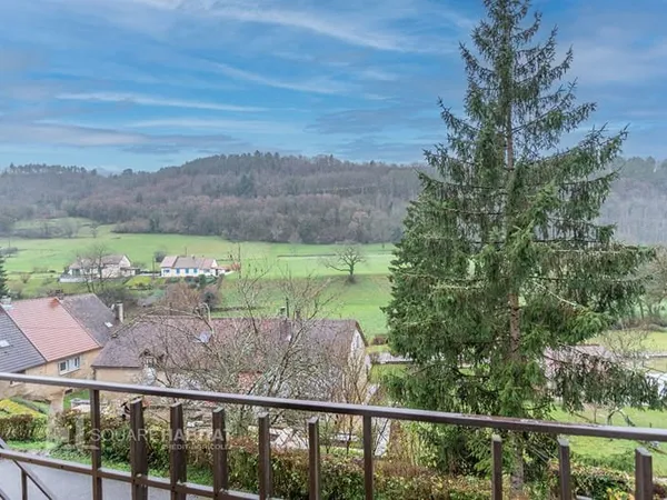 MAISON A VENDRE - Lons-Le-Saunier- 4 pièce(s) 75m2