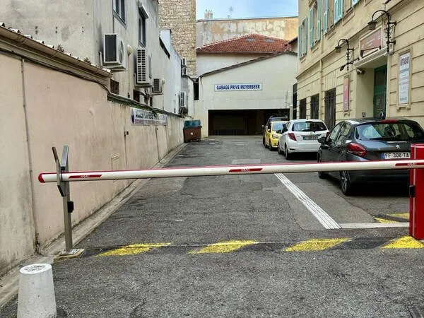 Vends parking