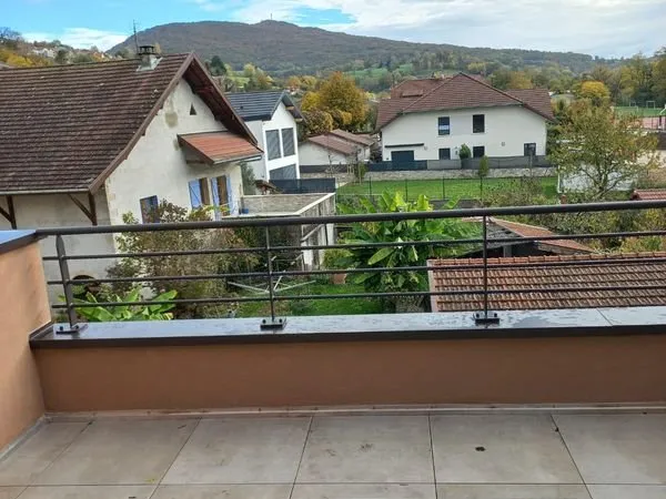 Appartement T3 NEUF dans petite copropriété privative de 11 logements au centre de Frangy