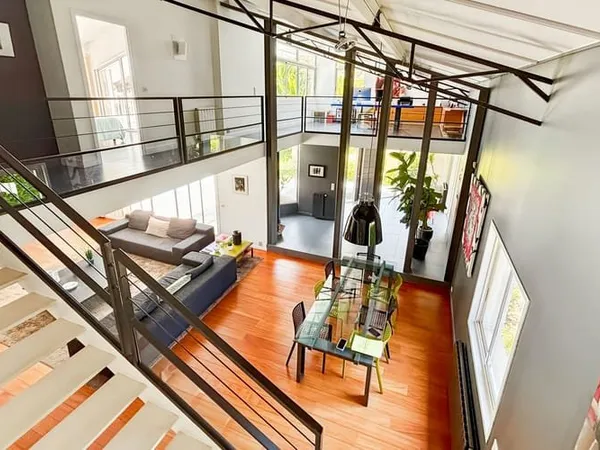 Maison 5 pièces 219 m²