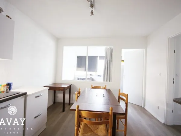 Joli T2bis 2 chambres cuisine