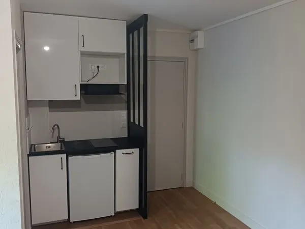 Studio refait à neuf - 21 m² - Tours centre - Idéal étudiant / apprenti