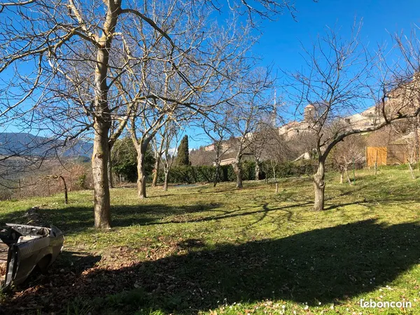 Parcelle 770m2 plus parcelle 860m2 avec appartement garage rez-de-chaussée de maison