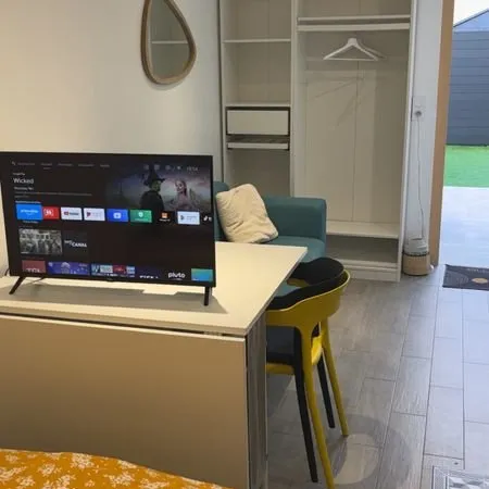 Studio récent meublé 21 m² avec terrasse - résidence sécurisée - Élancourt