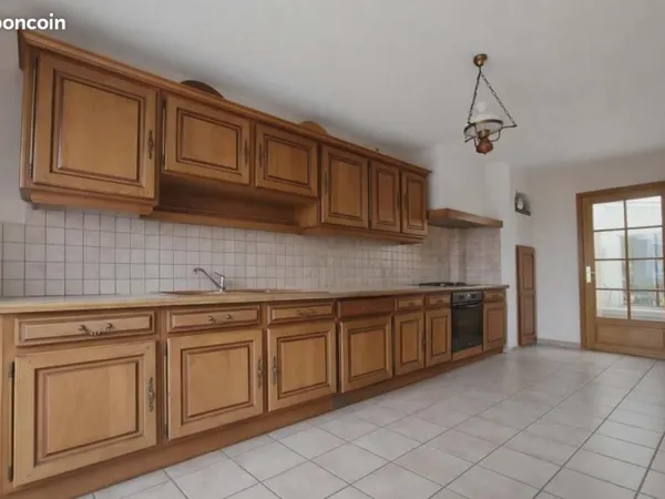 Maison de ville 9 pièces 317 m²