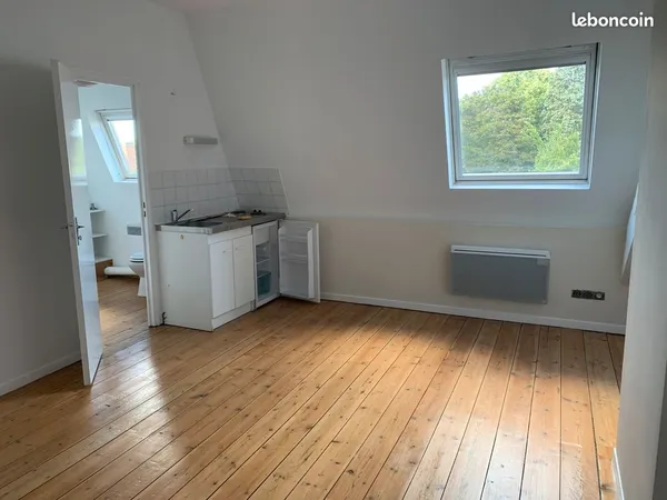 Location beau studio centre de Valenciennes
