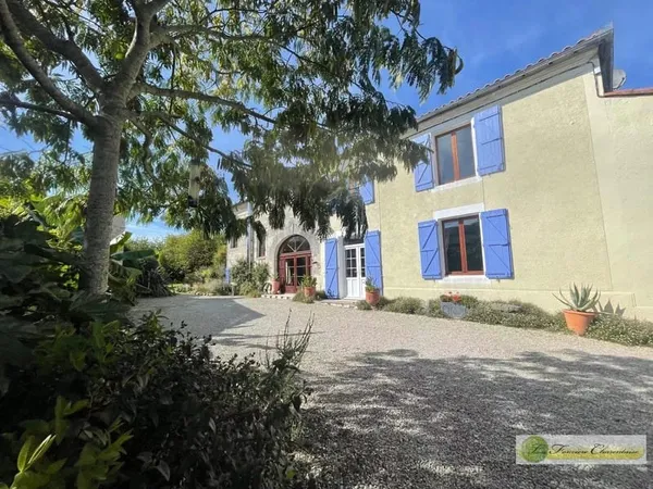 Charme, Élégance et Intimité au Coeur de la Charente
