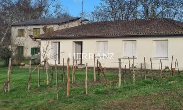 MAISON AVEC DEPENDANCES