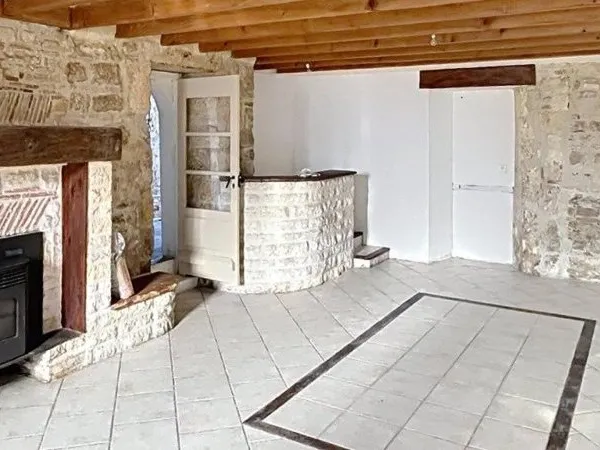 4-5 chambres, jardin et garage.