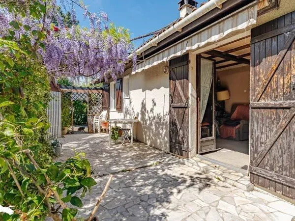 Maison de plain-pied 4 pièces 92 m²