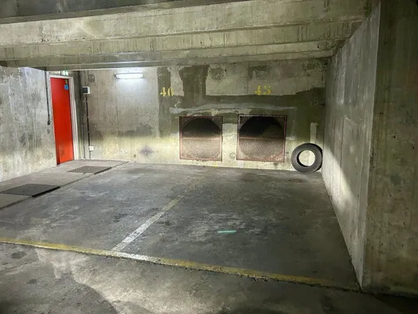 Parking 11 m²