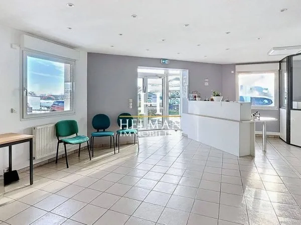 Bureaux 5 pièces 145 m²