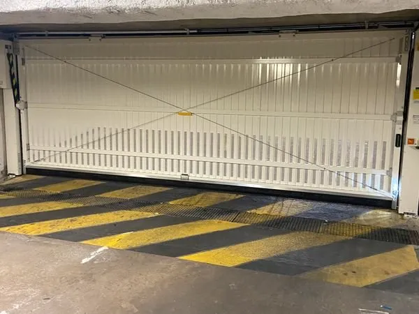 Parking en sous sol - Proche Gare Levallois / So Ouest