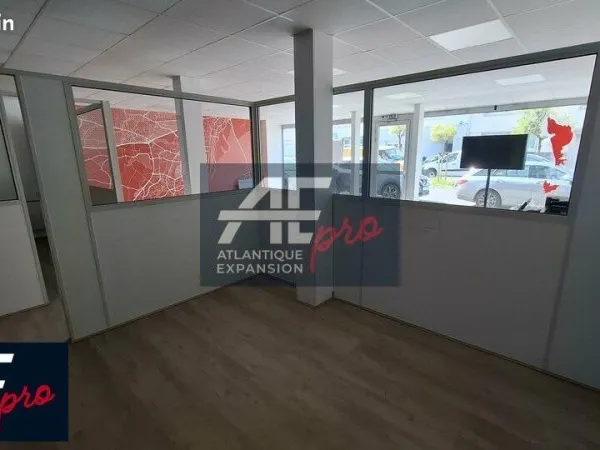 BUREAUX 88 m² SAINT-NAZAIRE