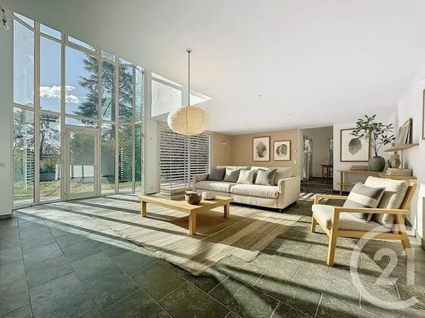 Maison 7 pièces 200 m²