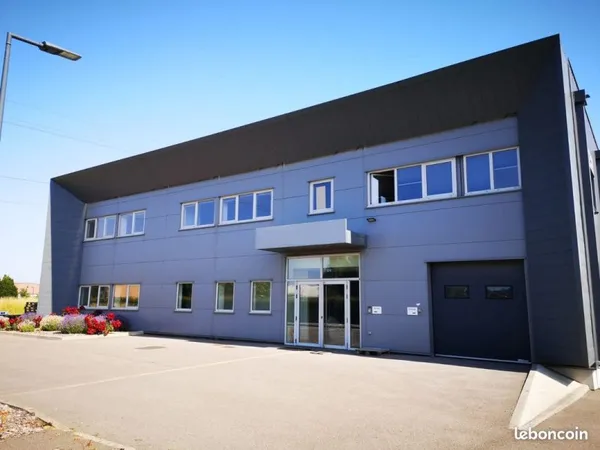 A louer - Bâtiment professionnel neuf - Rémy (60190) - 1159 m²
