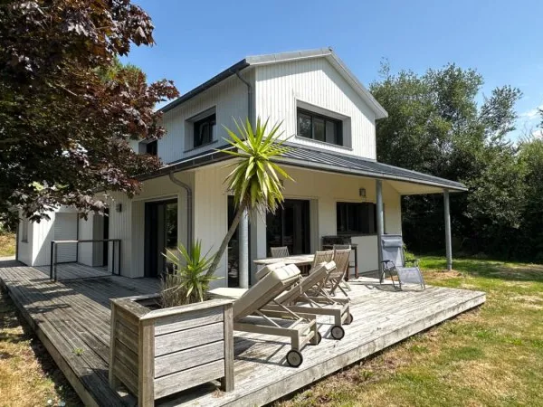 Fouesnant, Beg-Meil, jolie maison d'architecte, plage et bourg