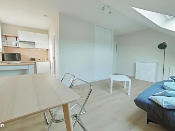 Olivet centre bourg charmant studio meuble