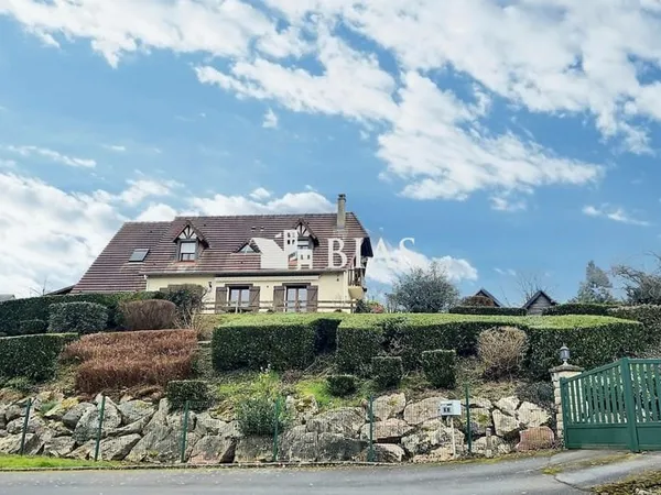Maison 6 pièces 136 m²