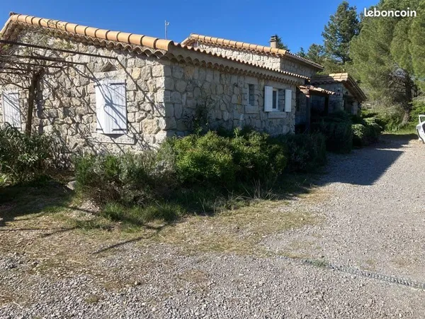 Maison en pierre
