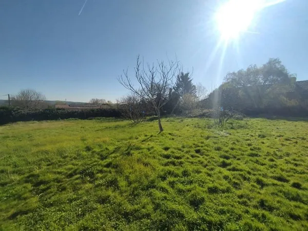 Terrain à bâtir de 1251m2