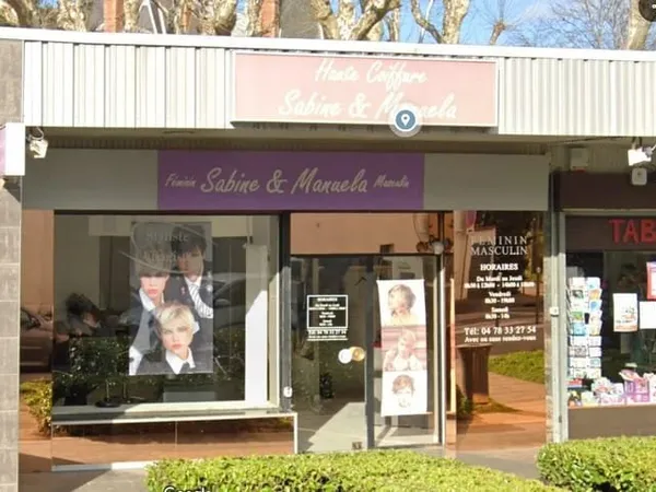 À Vendre - Salon de Coiffure Mixte à Écully (Charrière Bla