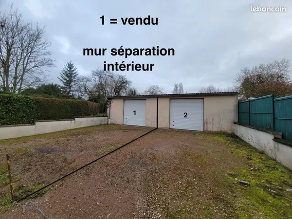Garage spacieux 50 m² sur terrain 123m2 - Excellent état