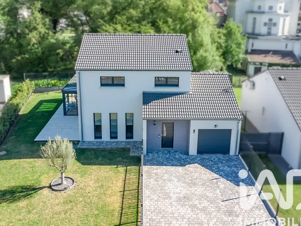 Maison 6 pièces 125 m²