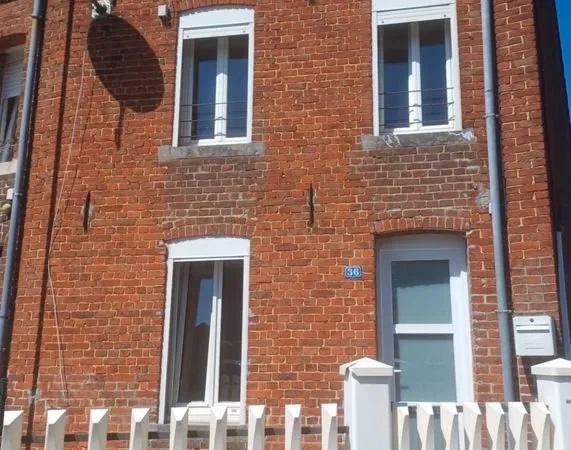 Maison semi individuelle secteur calme