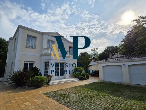 Maison de luxe 4 pièces 170 m²