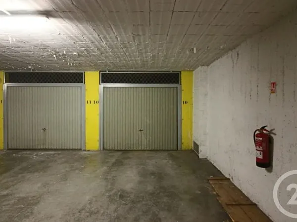 Parking 14 m²