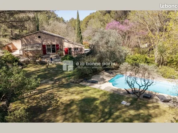 Maison 6 pièces 118 m²