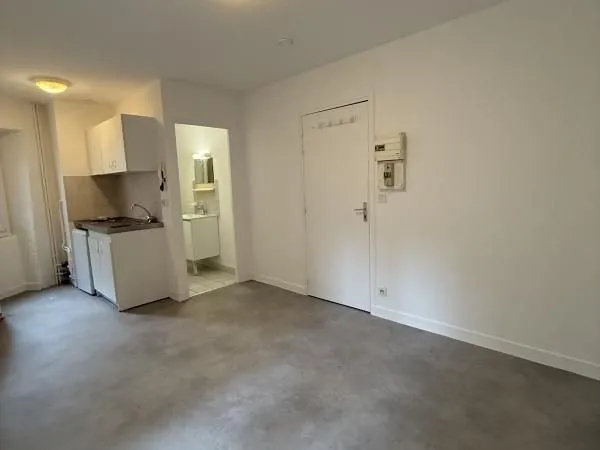 Studio 1 pièce 17 m²