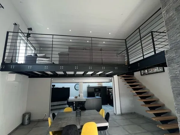 LOFT D'EXCEPTION - 138m2 - 3 CHAMBRES - DPE C ( en cours )