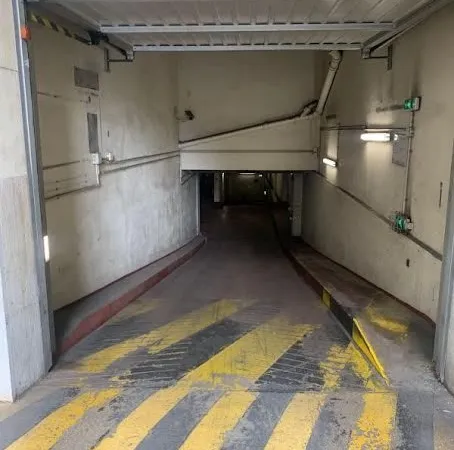 Parking 9 m²