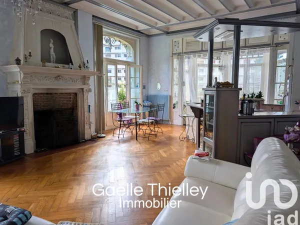 Appartement 3 pièces 121 m²